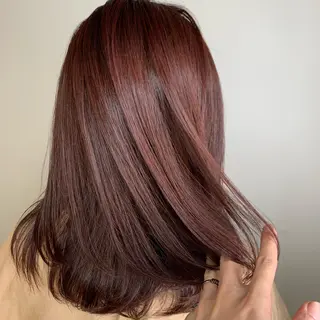 ミディアム ケリーズグリーン所属・ボブ/艶ハイトーン 森田/嵩士のヘアスタイル