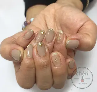 ショート ネイル chéri sinagawaのネイルデザイン