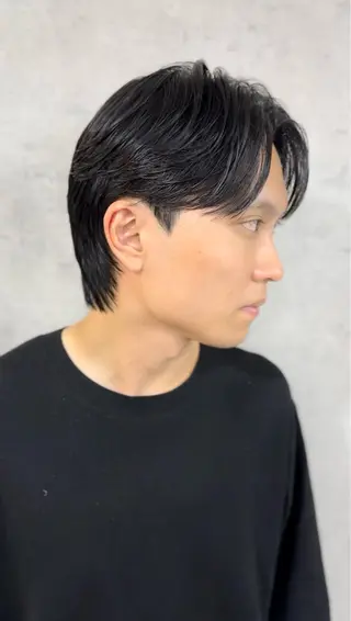 ショート カラー パーマ メンズ 森下 佑大のヘアスタイル