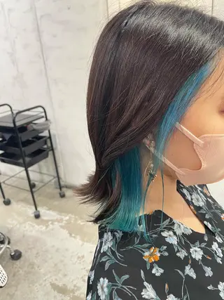 ミディアム タニ トモのヘアスタイル