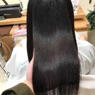 ロング レイヤー・波巻き RYOSUKEのヘアスタイル