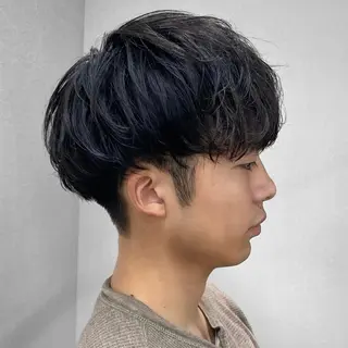 ショート メンズ センターパート/ニ ュアンスパーマのヘアスタイル