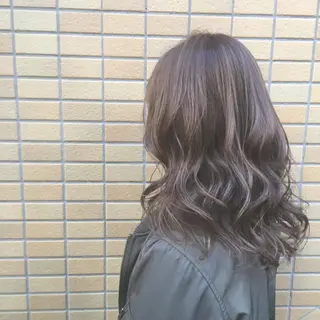 ロング カラー しのはら まどかのヘアスタイル