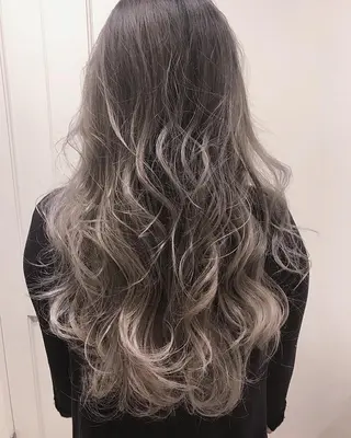 ロング カラー WATARU🔥／ 外国人風ハイライトのヘアスタイル