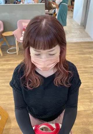 ミディアム カラー 藤野 凪沙のヘアスタイル