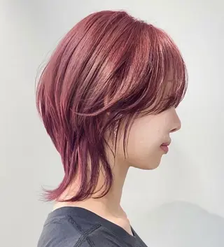 ショート ハイトーン/艶カラー 𝐧𝐨𝐚のヘアスタイル