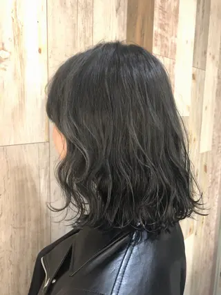 ミディアム 【ディレクター 🧸🤍田澤 唯那】のヘアスタイル