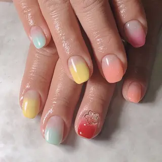 ネイル Eyelash salon mee所属・小船 莉穂のネイルデザイン