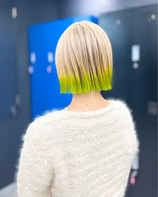 ショート white．梅田所属・GATE. カラーモデル募集のヘアスタイル