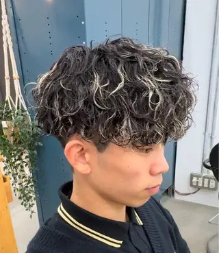 ショート カラー パーマ メンズ 中野 雅人のヘアスタイル