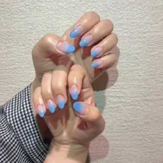 ネイル 鈴木 梨遠のネイルデザイン