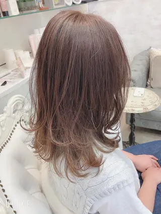 セミロング GOSSIP所属・GOSSIP信国 瑞絵のヘアスタイル