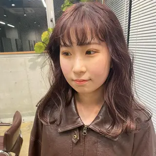 ミディアム カラー Yahiko ハイトーンのヘアスタイル