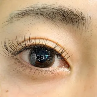 マツエク・マツパ Fumina .のネイルデザイン