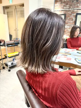 ミディアム カラー 艶髪カラー 渡辺岳也のヘアスタイル