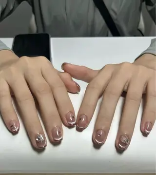 ネイル 高木 維麗絲のネイルデザイン