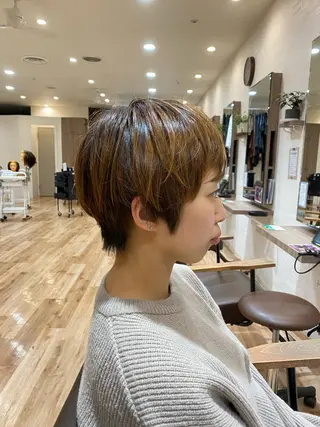 ショート イシカワ ユウタのヘアスタイル