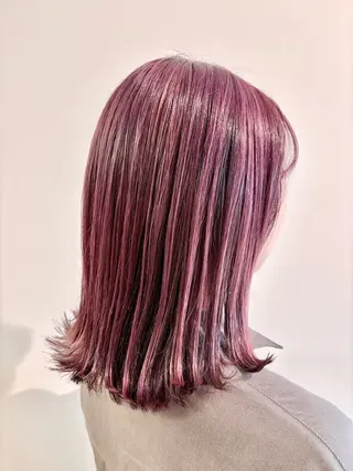 ミディアム カラー 古川 琴美のヘアスタイル