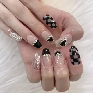 ネイル 🦋ネイルサロン ブラン🌈ゆりのネイルデザイン