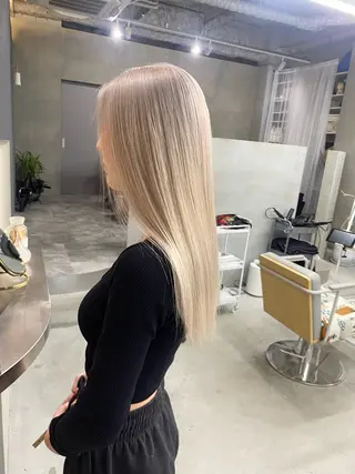 セミロング カラー qulim所属・前橋 姫奈のヘアスタイル