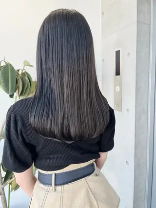 ロング カラー パーマ ヘアアレンジ 透明感/オリーブ/ グレージュ/YUKAのヘアスタイル