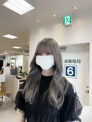 ロング カラー 推し活/韓国/ブリー チカラーminamiのヘアスタイル