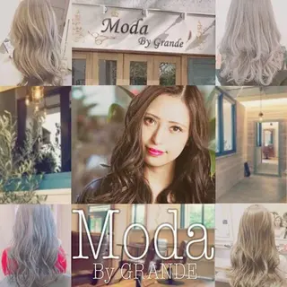 ロング カラー GRANDE アオキのヘアスタイル