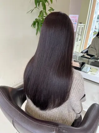 セミロング 赤みなしカラー/梅田 /レイヤー/IORIのヘアスタイル