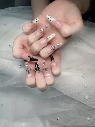 ネイル RiNo Nail Salon所属・RinO Nail 大阪のネイルデザイン