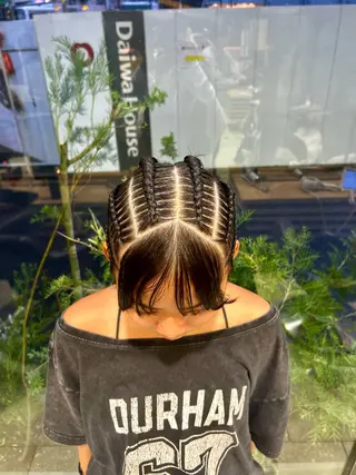 ヘアアレンジ airi🌺特殊ヘア /コーンロウ✨のヘアスタイル