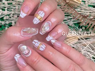 セミロング カラー ネイル Queen nail所属・QUEENNA IL JR寺田町1分のネイルデザイン