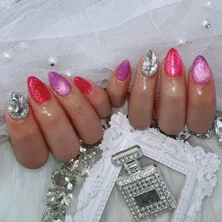 ネイル MADIA本厚木店所属・MADIA _mikiのネイルデザイン