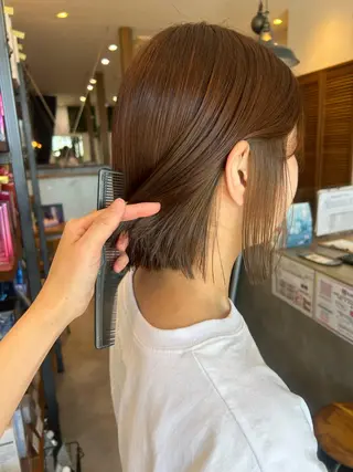 ミディアム カラー simon🩷半田 カットブリーチモデルのヘアスタイル