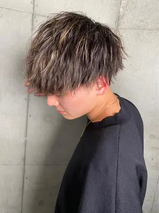 ショート カラー メンズ あらい ゆうじろうのヘアスタイル