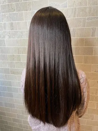 ロング 栗林 茉那のヘアスタイル