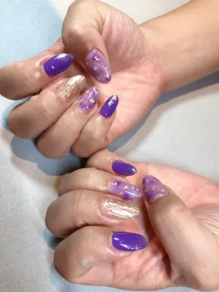 ネイル iiloo aromaworksのネイルデザイン