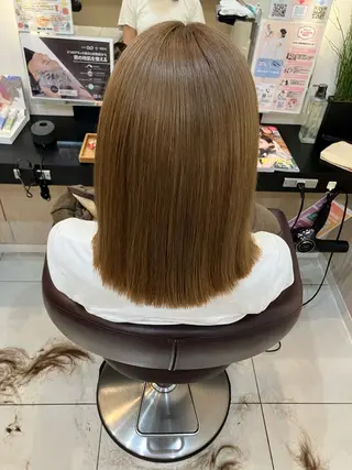 ミディアム yukari 艶髪ヘアのヘアスタイル