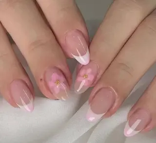 ネイル 相沢 さやかのネイルデザイン