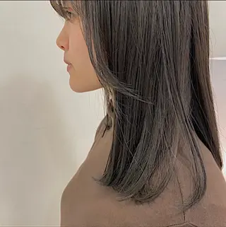 ロング カラー 滝本 里実のヘアスタイル