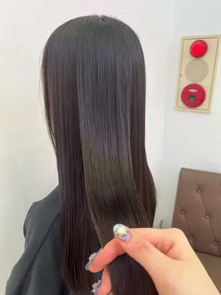 セミロング DC カラーモデルのヘアスタイル