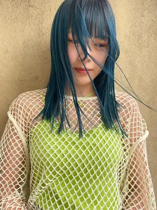 ミディアム musiiik saya/今泉のヘアスタイル