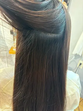 ロング 山根 彩未のヘアスタイル