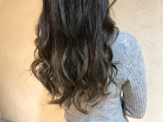 ロング カラー ヘアアレンジ Sia.   大阪梅田茶屋町店所属・まつパ/まつエク Sia.茶屋町店のマツエク・マツパデザイン