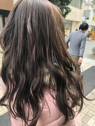 ロング カラー 樋渡 侑希のヘアスタイル