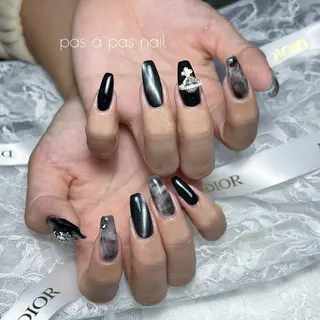 ネイル miku 🦋nailのネイルデザイン