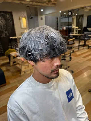 ショート カラー メンズ メンズカット/パーマ 艶カラーTAIGA︎のヘアスタイル