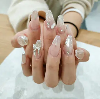 ネイル Rediant （美由紀）のネイルデザイン