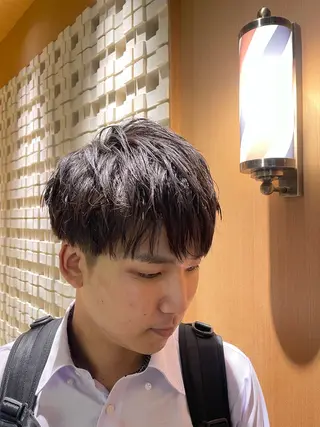 ショート メンズ 大崎 俊輔のヘアスタイル