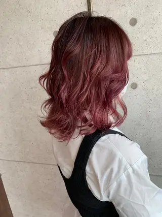 ミディアム カラー 福森 みずきのヘアスタイル