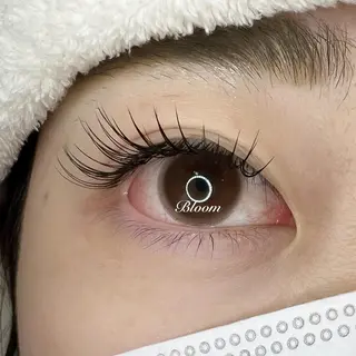 マツエク・マツパ Rukka Eye&Beautysalon所属・江原 智美のエステ・リラクイメージ